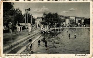 1944 Hajdúszoboszló, strandrészlet, gyógyfürdő, fürdőzők, Tungsram reklám (kopott sarkak / worn corners)