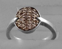 Ezüst (Ag) sokköves gyűrű, jelzett, méret: 56, bruttó: 5,3 g