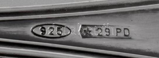 Ezüst (Ag) fűszerkanál, jelzett, h: 12,9 cm, nettó: 14,8 g