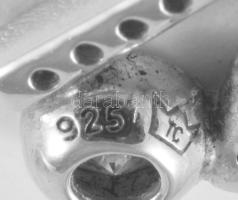 2019 Ezüst (Ag) ékszer szett, nyaklánc cirkóniás medállal és fülbevaló cirkónia kővel, bruttó 4,1g, ...