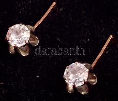 cca 1955 14K Arany (Au) fülbevaló pár, ezüst (Ag) foglalatos markazit berakással, jelzett, bruttó 3g