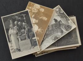 74 db RÉGI fotós képeslap, főleg családi fotók, portrék / 74 photo postcards, mainly family and solo portraits