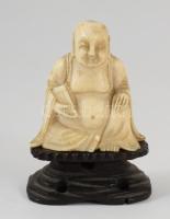 cca 1900-1920 Elefántcsont Buddha szobor, fa talapzaton, alján régi aukciós címkével, teljes m: 7 cm /// Circa 1900?1920 Ivory Buddha statue on a wooden base, with an old auction label on the bottom, total height: 7 cm