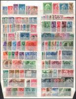 1915-1942 Összeállítás berakólapon (71.650) / Small lot