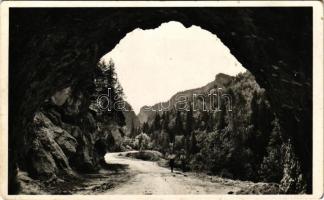 Gyilkos-tó, Ghilcos, Lacul Rosu; Cheile Bicazului / alagút a Békás szoroshoz / tunnel, mountain pass (EK)