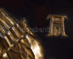 Albrecht Dürer imádkozó kéz. Bronz fali dísz zománc festéssel 9x11 cm