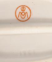 Metzler &amp; Ortloff kiscsibéket terelő lány. Jelzett, hibátlan, m: 9 cm