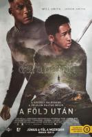 2013 A föld után (Will Smith). Filmplakát, papír, feltekerve, sarkaiban apró lyukakkal, 98x68 cm