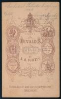 1875 Fiatal férfi portréja, vizitkártya Divald Károly (Eperjes és Sátoraljaújhely) műterméből, a ver...