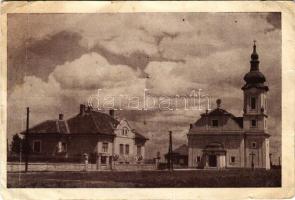 Miskolc, Martintelepi (Martinkertváros) római katolikus templom és plébánia (szakadás / tear)