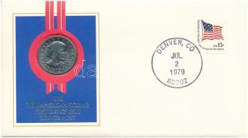 Amerikai Egyesült Államok 1979D 1$ Cu-Ni "Susan B. Anthony" felbélyegzett borítékban, bélyegzéssel T:AU USA 1979D 1 Dollar Cu-Ni "Susan B. Anthony" in envelope with stamp and cancellation C:AU