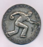 1950. "Magyar Tekéző Szövetség 1934 - NB II CSB. II 1950" kétoldalas, ezüstözött bronz díjérem. Szign.: Iván István (1905-1968) (50mm) T:VF, patina, peremhiba, ezüstözés kopás