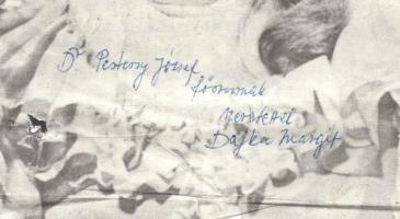 Dajka (Dayka) Margit (1907-1986) Kossuth-díjas színművésznő autográf dedikációja őt ábrázoló újságcí...