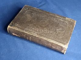 Szent Biblia, azaz Istennek Ó és Új Testamentomában foglaltatott egész Szent Írás. Magyar nyelvre fordította Károli Gáspár. Budapest, 1891. Brit- és Külföldi Biblia-Társulat (Hornyánszky Viktor ny.) [4] + 908 p.; 306 p. Protestáns bibliafordításunk kéthasábos szövegoldalakon közli az Ó- és Újszövetség textusát. A fejezetek élén összefoglalások, egyes versek végén mutatók. Az első címlapon, illetve a belív néhány oldalán kisebb foltosság, egy levélen kisebb szakadás. Példányunkból hiányzik az első repülő előzék. Aranyozott, kissé sérült, javított gerincű, dombornyomásos, enyhén kopott kiadói egészvászon kötésben, márványmintás festésű lapszélekkel.