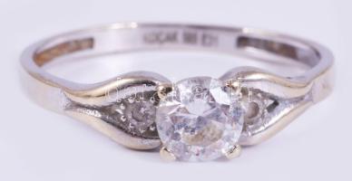 Fehérarany (Au) 14K gyűrű 0,25K + kisebb církónokkal. jelzett m: 56, 1,7 g