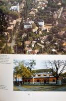 Nagy Gergely: Kertvárosunk, a Wekerle. A színes fotókat Szelényi Károly készítette. hn., 1994, F. Sz...