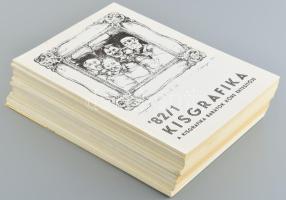1981-1989 Kisgrafika, Kisgrafika Barátok Köre Értesítő, nem komplett évfolyamok, össz. 14 lapszám. Többek közt Stettner Béla, Fery Antal, König Róbert, Bálványos Huba, Plugor Sándor műveinek reprodukcióival és eredeti metszet kisgrafika mellékletekkel. Kiadói papírkötésben, egyik gerinc kissé sérült, többségében jó állapotban.