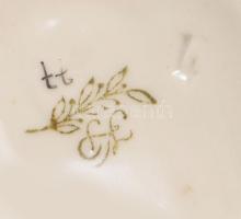 Kőbányai porcelán medve. Kézzel festett, jelzett, hibátlan 9 cm