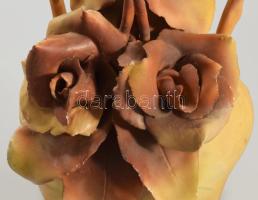 Teplitz kerámia váza, plasztikus virág dísszel, jelzett, kézzel festett, apró lepatanásokkal m:23 cm