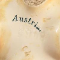 Teplitz kerámia váza, plasztikus virág dísszel, jelzett, kézzel festett, apró lepatanásokkal m:23 cm