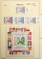 Európa motívum gyűjtemény Leuchtturm falcmentes előnyomott albumban, zöld rugós borítóval (Mi EUR 1....