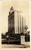 Long Beach (California), The Breakers, post office station, automobile. photo (EK)