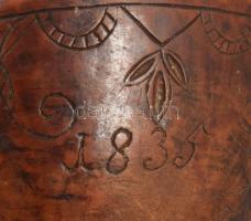 Vízmerő kanál "1835 SD" jelzéssel, faragott fa. 15 cm