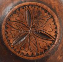 Vízmerő kanál "1835 SD" jelzéssel, faragott fa. 15 cm