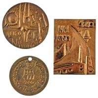 1990. "NM ÓZD" egyoldalas, öntött bronz plakett, hátoldalára filc ragasztva (60x80mm) + 1990. "Takarékszövetkezeti találkozó - Ózd" egyoldalas, öntött bronz plakett, lyukasztva (58mm) + DN "Alkotó Nívódíj" egyoldalas, öntött bronz plakett (67mm) T:AU,XF
