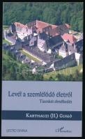 Karthauzi (II.) Guidó: Levél a szemlélődő életről - Tizenkét elmélkedés. Bp., 2020, L'Harmattan. Kiadói papírkötés, jó állapotban.  II. Guigó karthauzi szerzetes, a XI. század végén Grenoble közelében, a francia Alpokban, a Chartreuse-hegységben alapított anyakolostor (Grande Chartreuse) 9. perjele volt 1174 és 1180 között. "Angyal" becenéven is emlegetik, valószínűleg 1188-ban halt meg. ?Karthauzi Guigó írása arra keresi a választ, hogy a Szentírás szavai hogyan vezetik az imádkozó embert az Isten felé vezető úton, miként lesz az emberi szavak olvasásából az Igével, Jézus Krisztussal való találkozás. A lectio (olvasás), meditatio (elmélkedés), oratio (imádság) és contemplatio (szemlélődés) négy lépcsőfokán keresztül vezeti és tanítja az olvasót arra, hogy a pusztán emberi szavak valóságán túl keresse, vágyja a találkozást a láthatatlan, végtelen Istennel. Írása ma is könnyen alkalmazható, követhető módszert kínál a lectio divina gyakorlásához."
