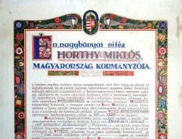 [Oklevél] Nagybányai vitéz Horthy Miklós kormányzó és gróf Károlyi Gyula miniszterelnök saját kezű a...
