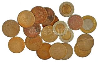 2005-2021. 50Ft Cu-Ni (13xklf) forgalmi emlékérme + 2020. 10Ft Cu-Ni + 20Ft Cu-Ni-Zn "Tisztelet a hősöknek" + 2022. 100Ft "Pénzmúzeum" + 2023. 100Ft "175 éves a Magyar Honvédség" + 2024. 100Ft "Magyar Nemzeti Bank" + 2023. 200Ft "Petőfi" T:AU több érmén patina