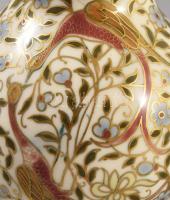 Zsolnay madaras kis váza. Öttornyos, máza alatti pecséttel, ca 1890. Kézzel festett, jelzett, hajszá...