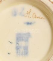 Zsolnay madaras kis váza. Öttornyos, máza alatti pecséttel, ca 1890. Kézzel festett, jelzett, hajszá...