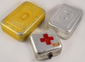 2 db uzsonnás és egy eü fém doboz