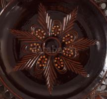 Óbánya, Teimmel István mázas kerámia fali dísztál, jelzett, apró mázhibákkal d: 34 cm