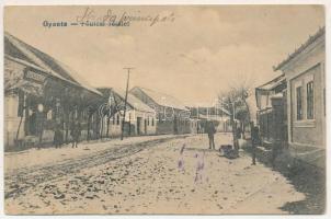 1921 Gyanta, Ginta (Bihar, Feketekápolna, Capalna); Fő utca télen, gyógyszertár / main street in winter, pharmacy (EB)