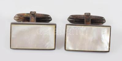 Mandzsetta pár. Gyöngyház és ezüstözött fém