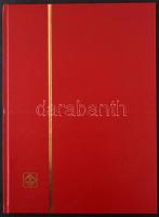 Vadonatúj 8 lapos, A/4-es Leuchtturm berakó, benne néhány száz, főleg külföldi bélyeg