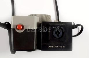 cca 1960-1970 Ansco Cadet III rollfilmes fényképezőgép, némi tisztításra szorul