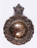 Doboznyi ezüstözött konyhai eszköz, jó darabokkal