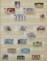 NSZK összeállítás az 1983-1988 közötti időszakból, benne mind Nyugat-Berlin elsőnapi bélyegzésekkel, 16 lapos A4-es berakóban. Ritka