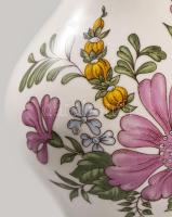 Zsolnay retro váza. Kézzel festett, jelzett, kis kopással m:19 cm