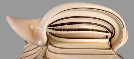 Bohemia üveg váza. Formába öntött, anyagában színezett, többrétegű, üvegszál rátétes. Hibátalan m: 1...