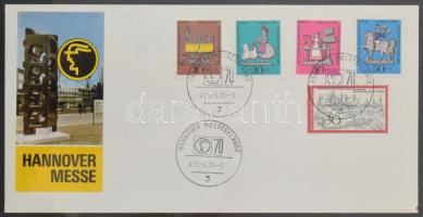 24 lapos 100 férőhelyes KOBRA levél berakó, benne kb 70-80 db német FDC. Szép állapot