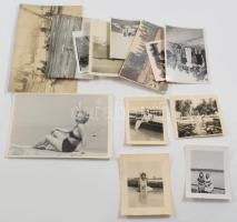 Fürdés, strand, vízpart, csónak, 14 db különböző méretű és korokból származó fotón, vegyes méretben