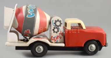 cca 1975 MF 141 Cement Mixer lemezjáték. Kína, fémlemez, kissé hiányos eredeti dobozában, h: 16 cm