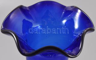 Királykék hutaüveg váza, üvegszál rárakással, hibátlan, m: 24,5 cm