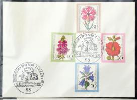 100 férőhelyes levél berakó, benne kb 30-40 német FDC, emléklap a '70-es évekből