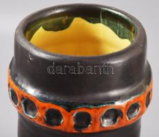 Roszik Vilma modern váza. Jelzett, minimális kopással, m: 22,5 cm